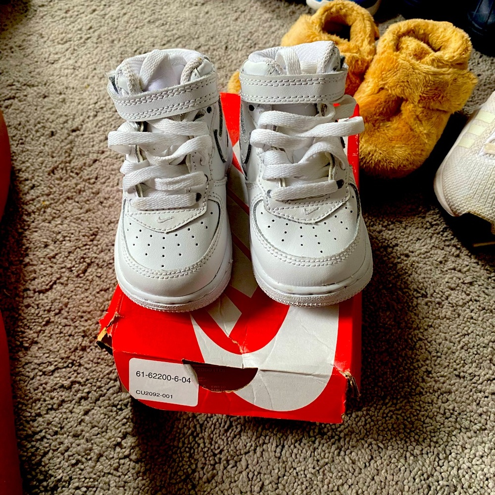 Infant Air Forces. Worn 1 time